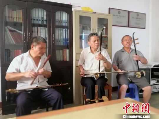 江西上高盲人道情传承陷人才“寒冬”：青黄不接后继无人